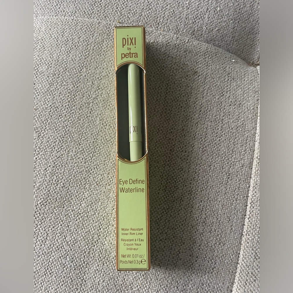 New in box pixi by Petra Eye Define Waterline in TightlineBlack